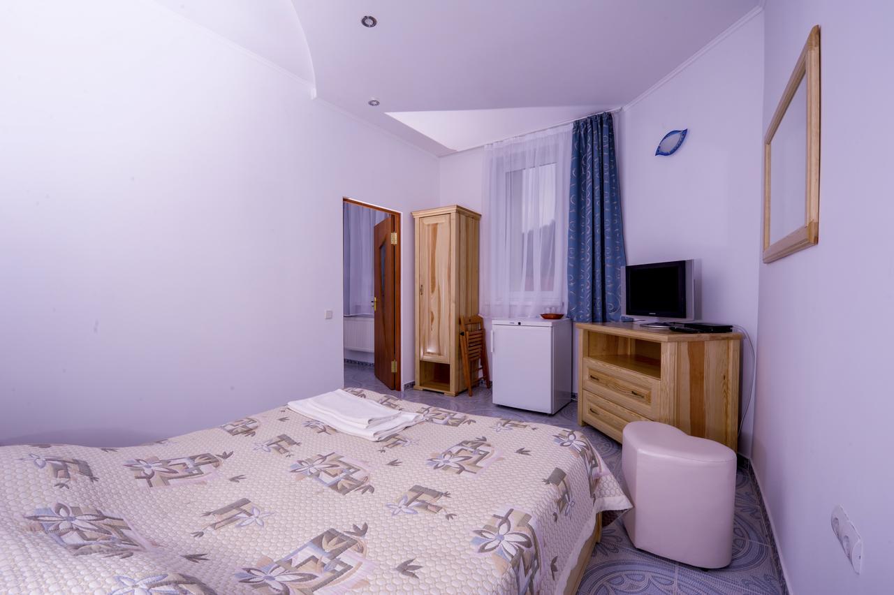 Hotel Radiola 야렘체 외부 사진